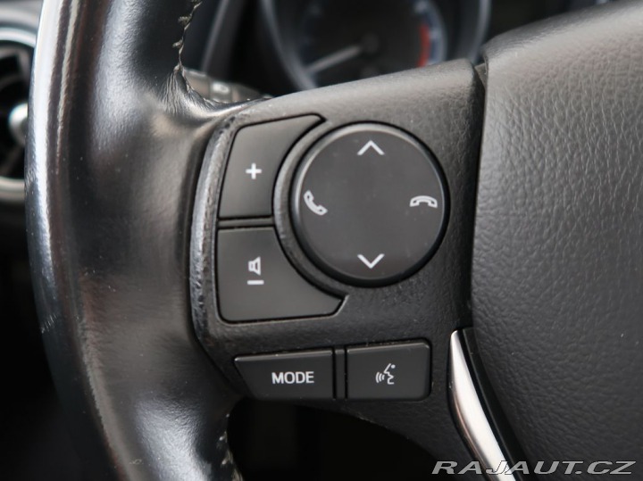 Toyota Auris 1.6Valvematic,97KW,Manuál 2018