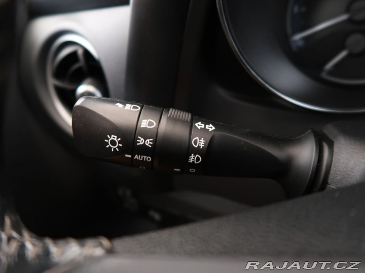 Toyota Auris 1.6Valvematic,97KW,Manuál 2018