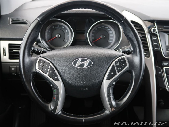 Hyundai i30 1.6i,MPI,88KW,Manuál,CZ 2016