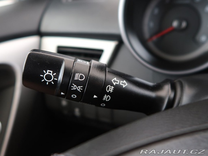 Hyundai i30 1.6i,MPI,88KW,Manuál,CZ 2016