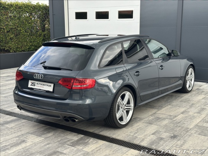 Audi S4 3,0 TFSI 441PS  Quattro M 2010