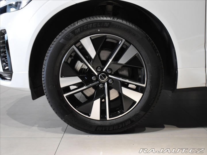 Volvo XC60 2,0 B5 AWD PLUS BLIS,Bezk 2026