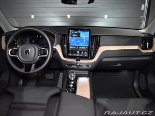 Volvo XC60 2,0 B5 AWD PLUS BLIS,Bezk 2026