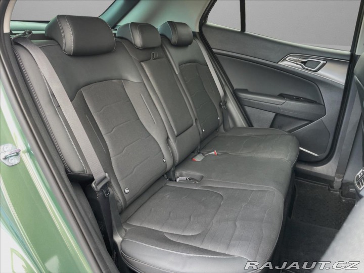 Kia Sportage 1,6 T-GDi 4x2 7DCT TOP LE 2025