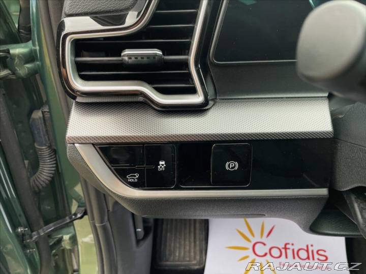 Kia Sportage 1,6 T-GDi 4x2 7DCT TOP LE 2025