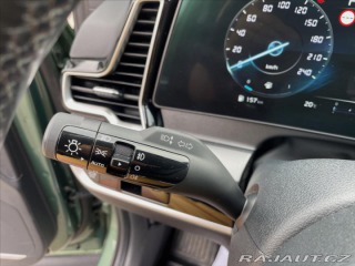 Kia Sportage 1,6 T-GDi 4x2 7DCT TOP LE 2025
