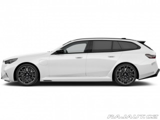 BMW M5 Touring 2026
