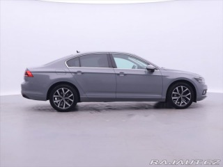 Volkswagen Passat 1,5 TSI DSG Business CZ D 2022