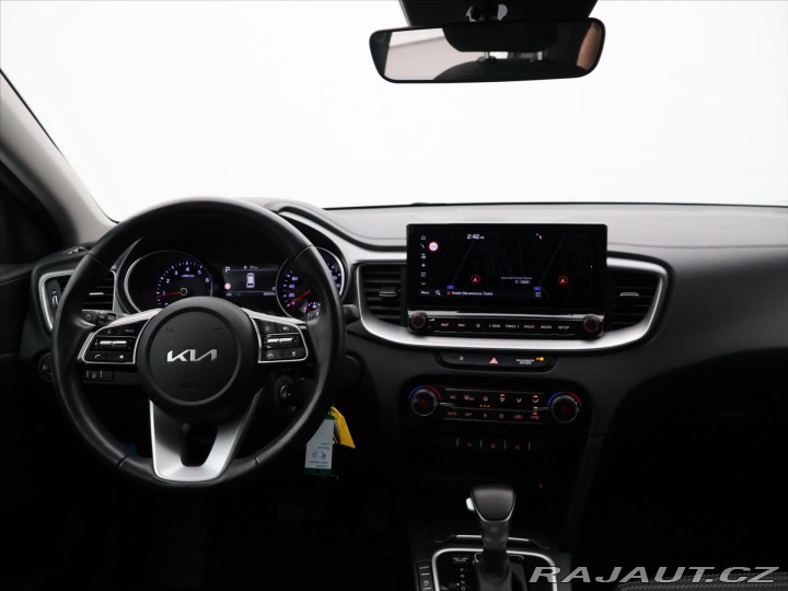 Kia Ceed 1,5 T-GDI 117kW DCT TOP D 2024