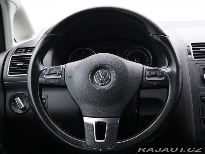 Volkswagen Touran 1,6 TDI 77kW DSG Comfortl 2011