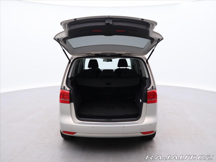 Volkswagen Touran 1,6 TDI 77kW DSG Comfortl 2011
