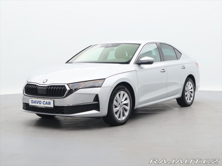 Škoda Octavia 1,5 TSI 110kW Top Select. 2025