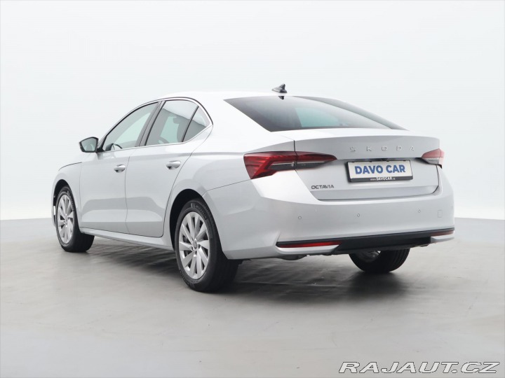 Škoda Octavia 1,5 TSI 110kW Top Select. 2025