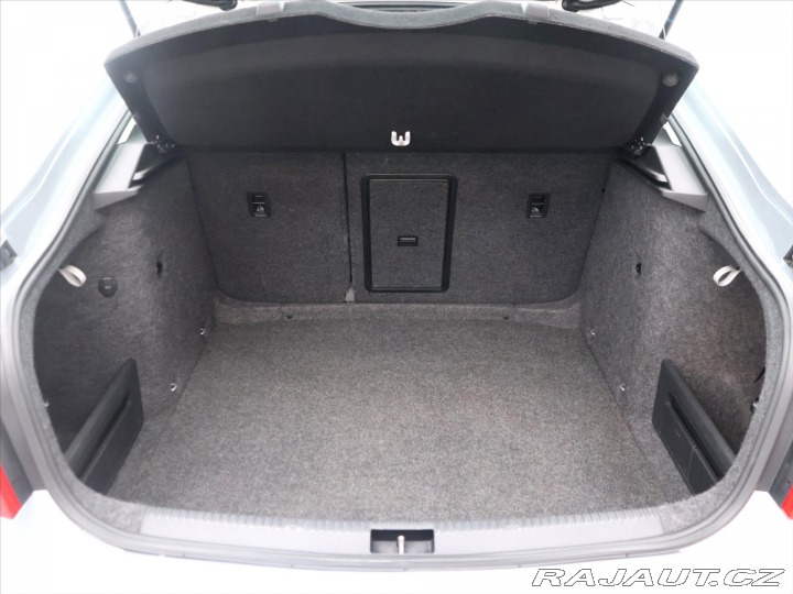 Škoda Octavia 1,6 TDI 77 kW Elegance Au 2014