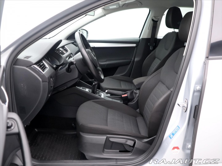Škoda Octavia 1,6 TDI 77 kW Elegance Au 2014
