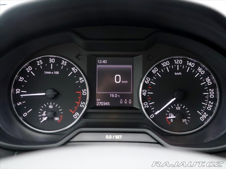 Škoda Octavia 1,6 TDI 77 kW Elegance Au 2014