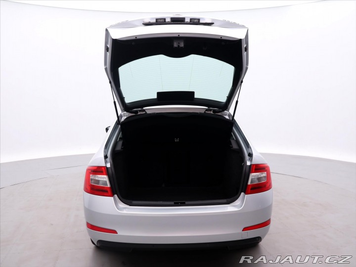 Škoda Octavia 1,6 TDI 77 kW Elegance Au 2014