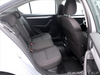 Škoda Octavia 1,6 TDI 77 kW Elegance Au 2014