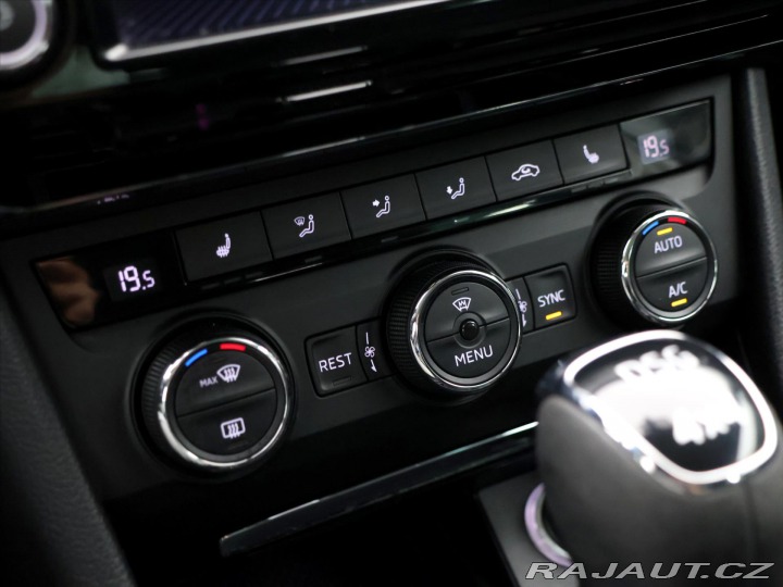 Škoda Superb 2,0 TDI 140kW DSG 4x4 CZ 2017