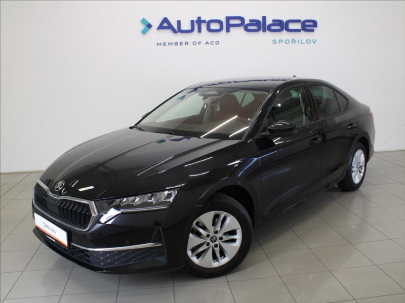 Škoda Octavia 1,5 TSi 12tkm. 5L-Záruka