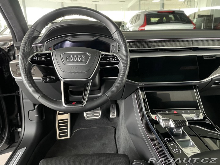 Audi S8 1800