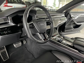 Audi S8  1800