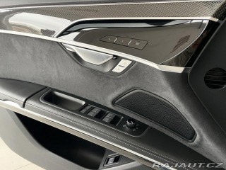 Audi S8  1800