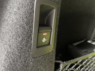 Audi S8  1800