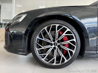 Audi S8  1800