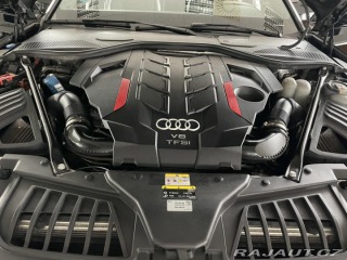 Audi S8  1800