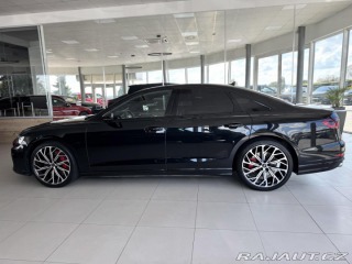 Audi S8  1800
