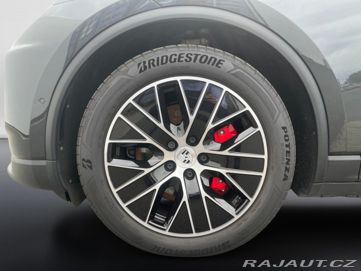 Porsche Macan 4s 2025