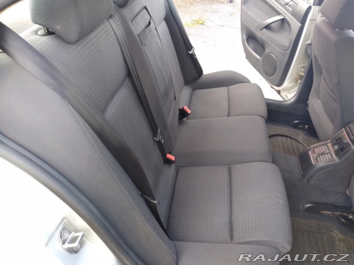 Škoda Superb 2.0 i 85kW 2003