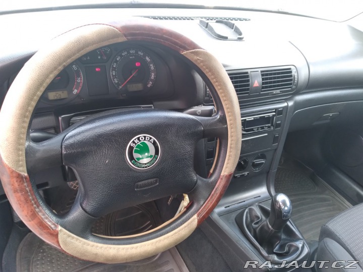 Škoda Superb 2.0 i 85kW 2003