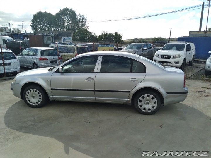 Škoda Superb 2.0 i 85kW 2003