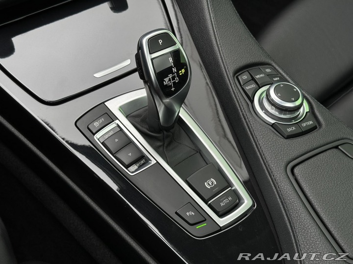 BMW 6 640d Coupé 8AT 230kW Head 2012