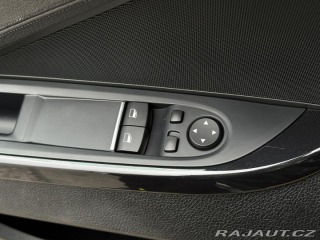 BMW 6 640d Coupé 8AT 230kW Head 2012