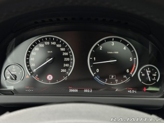 BMW 6 640d Coupé 8AT 230kW Head 2012