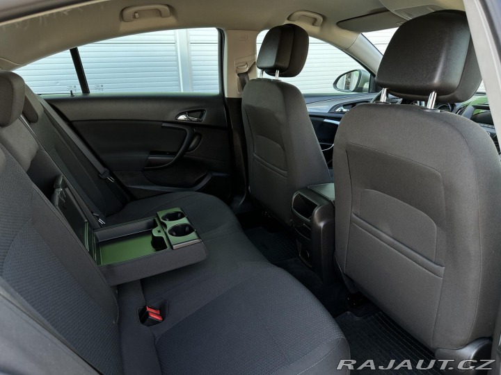 Opel Insignia 2.0CDTi 140PS Bluetooth U 2015