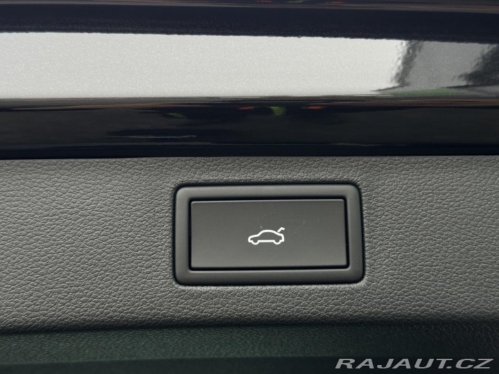 Škoda Kamiq 1.5TSi DSG Monte Carlo 15 2026
