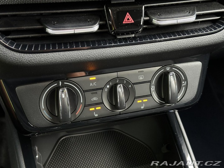 Škoda Fabia 1.0MPi 80PS LED V.Cockpit 2026