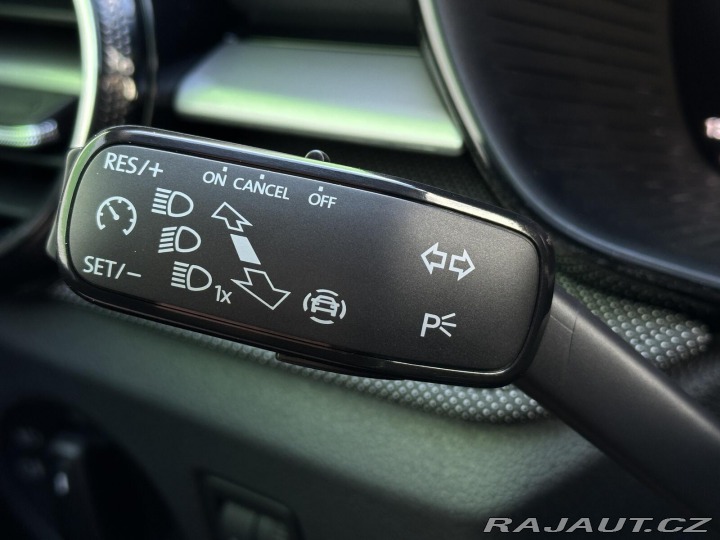 Škoda Fabia 1.0TSi 95PS LED V.Cockpit 2026