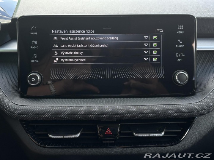 Škoda Fabia 1.0TSi 95PS LED V.Cockpit 2026