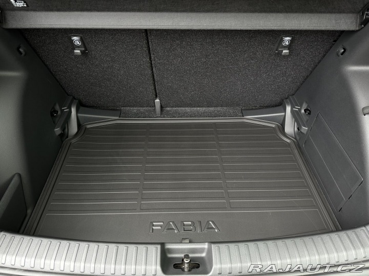 Škoda Fabia 1.0TSi 95PS LED V.Cockpit 2026
