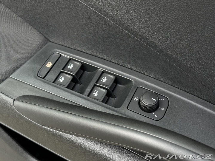 Škoda Fabia 1.0TSi 95PS LED V.Cockpit 2026