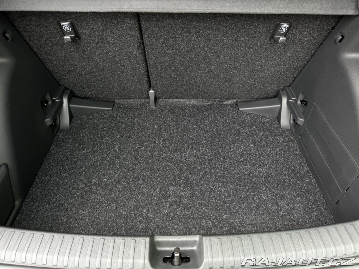 Škoda Fabia 1.0TSi 95PS Selection LED 2026