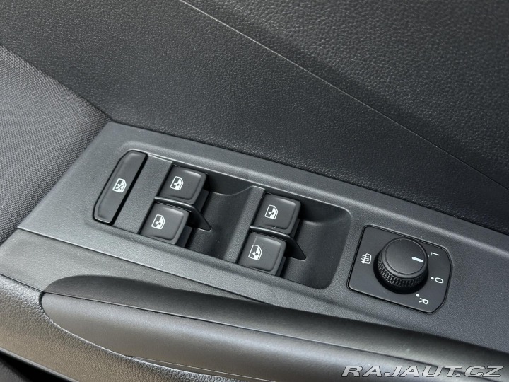 Škoda Fabia 1.0TSi 95PS Selection LED 2026