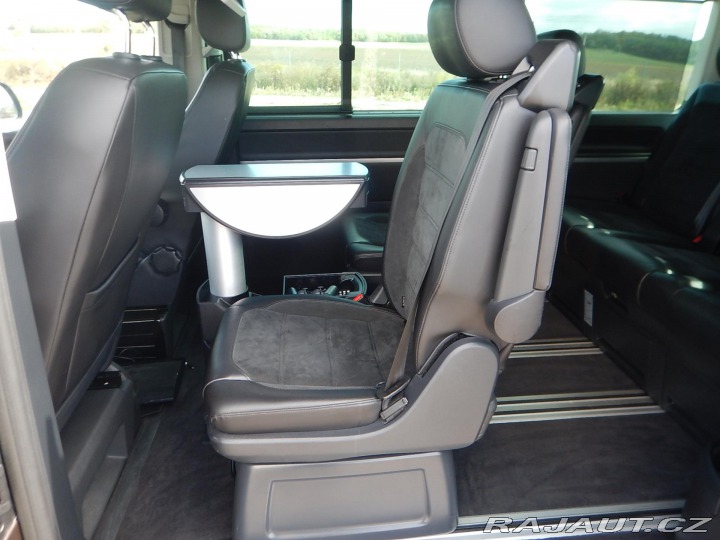 Volkswagen Multivan 2.o TDi 150 kw 2015