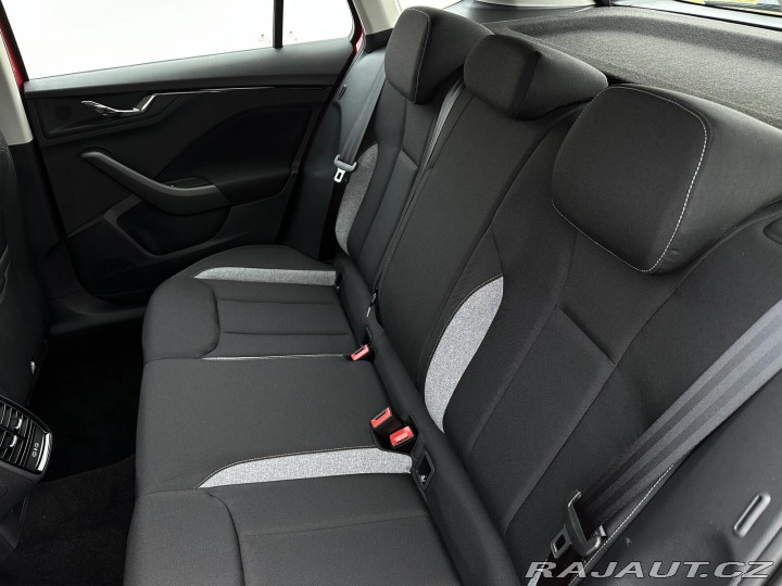 Škoda Kamiq 1.0TSi 116PS LED V.Cockpi 2026