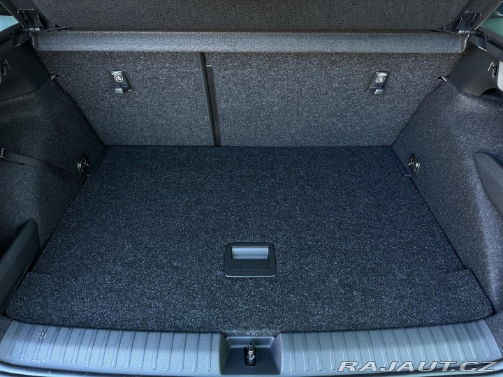 Škoda Kamiq 1.0TSi DSG Monte Carlo 11 2026